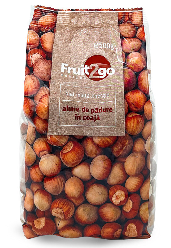 Alunele de pădure în coajă